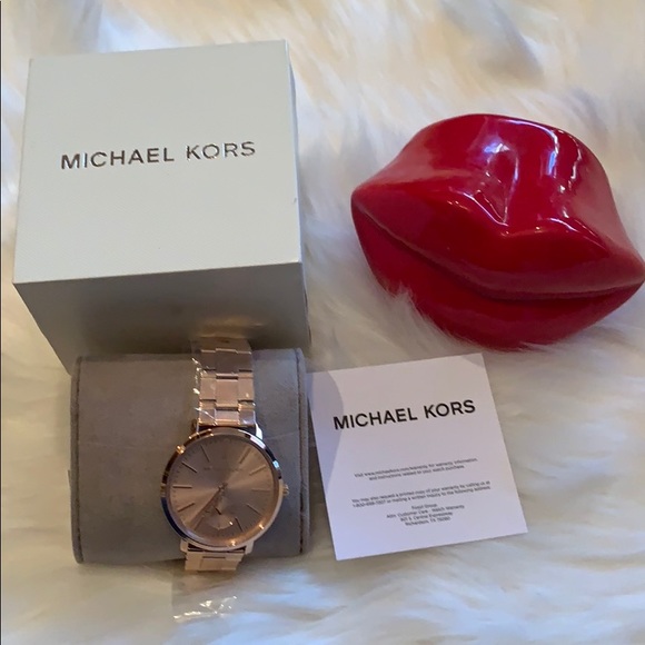 Michael Kors Accessories - Not for sell❤️ don’t buy❤️ traded